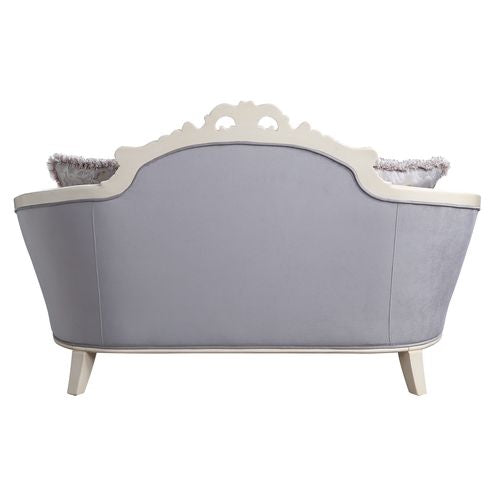 Galelvith Loveseat w/4 Pillows