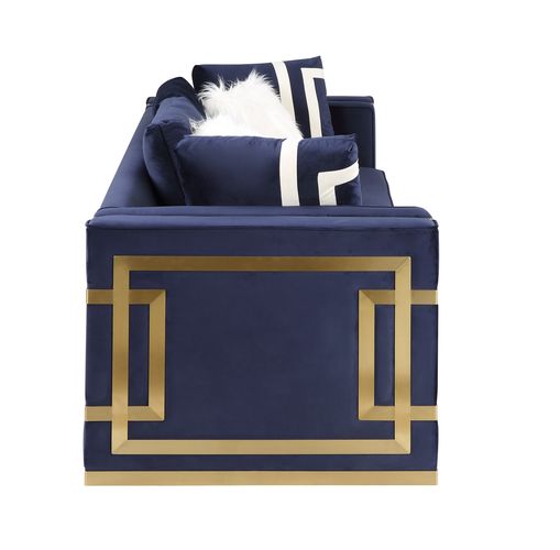 Virrux Chair w/2 Pillows