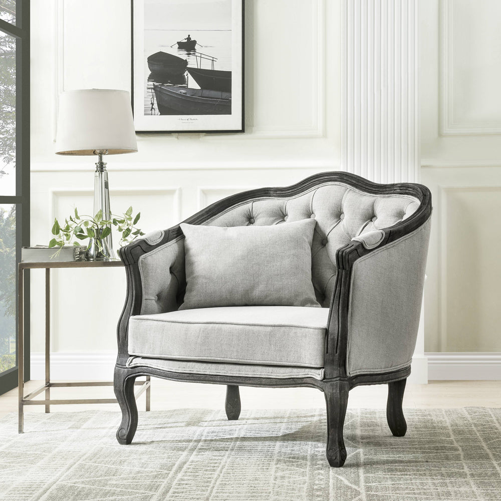 Samael Chair w/Pillow