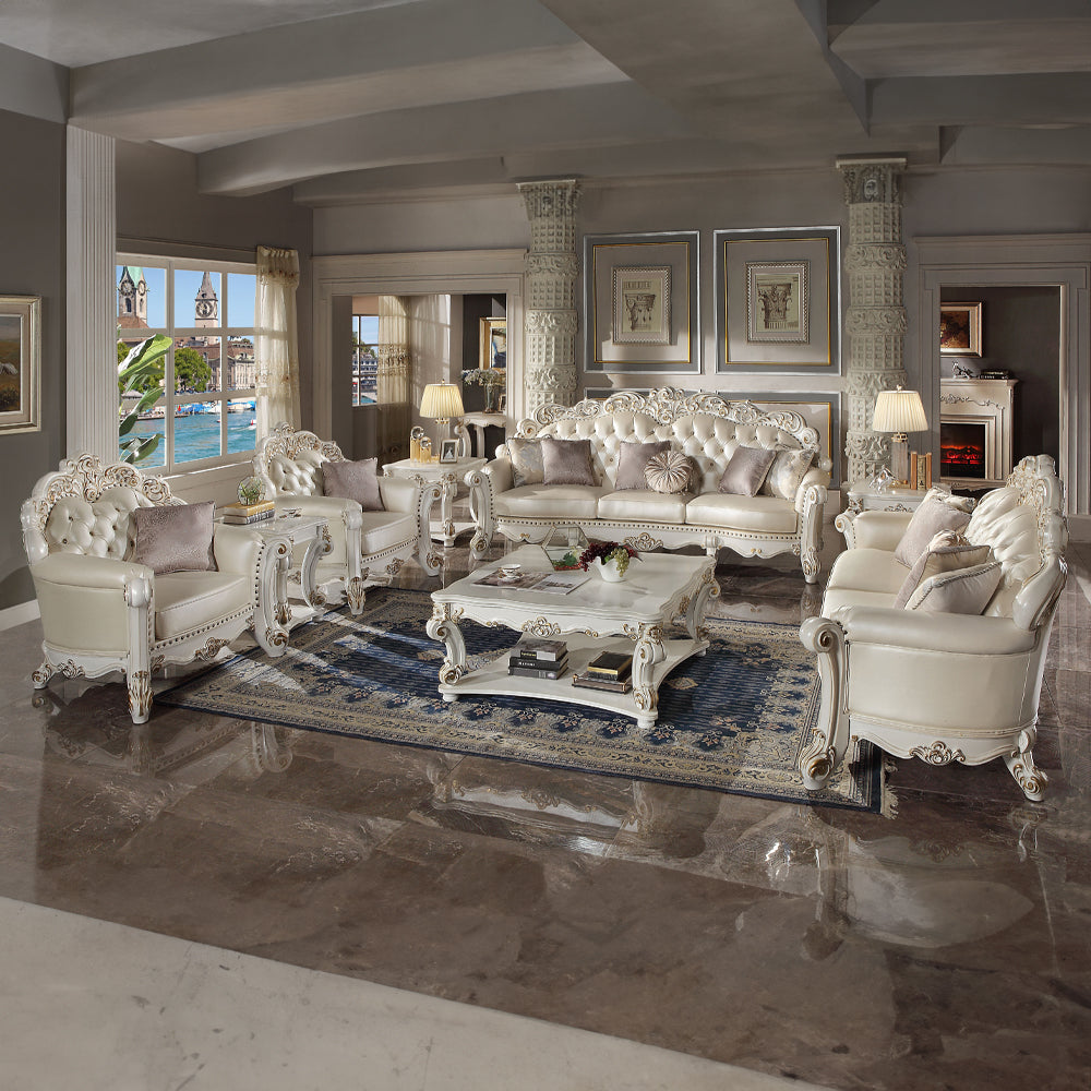 Vendome Loveseat w/3 Pillows