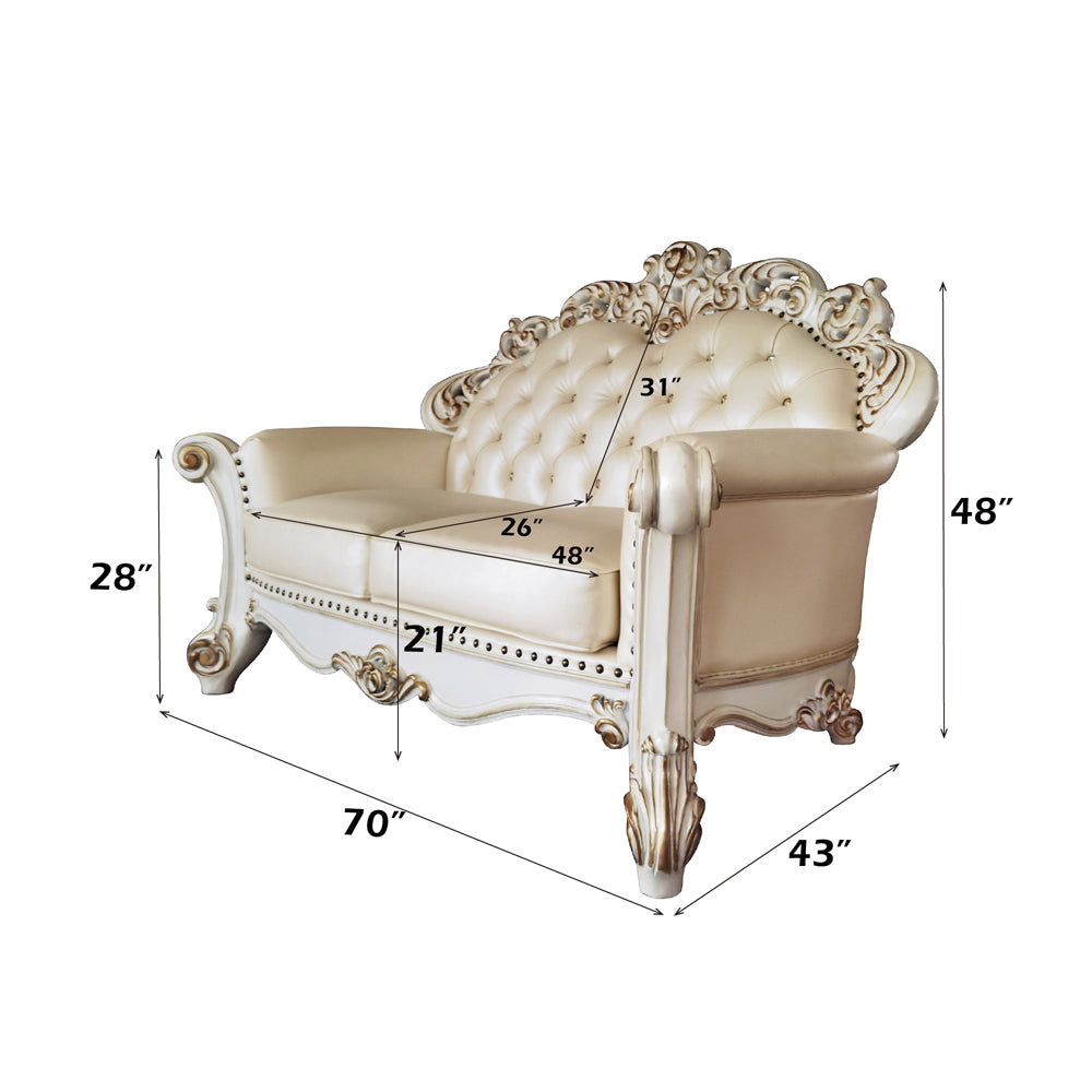 Vendome Loveseat w/3 Pillows