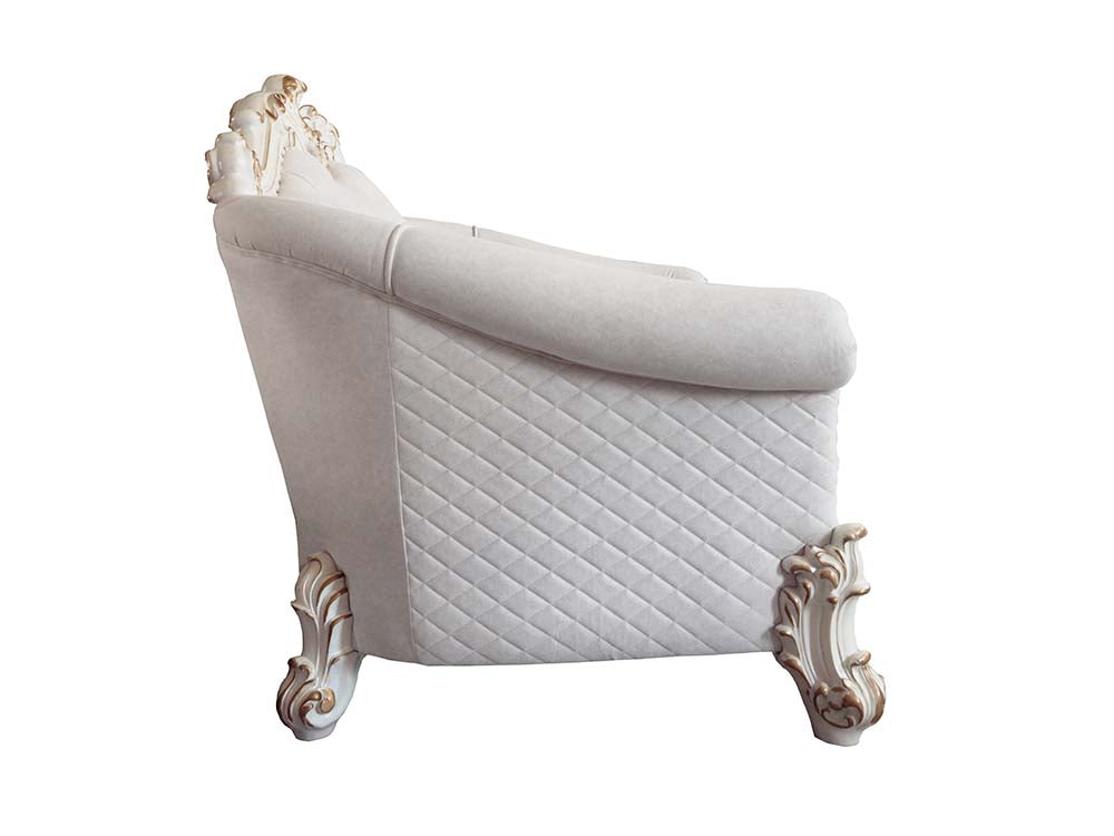 Vendome II Loveseat w/4 Pillows