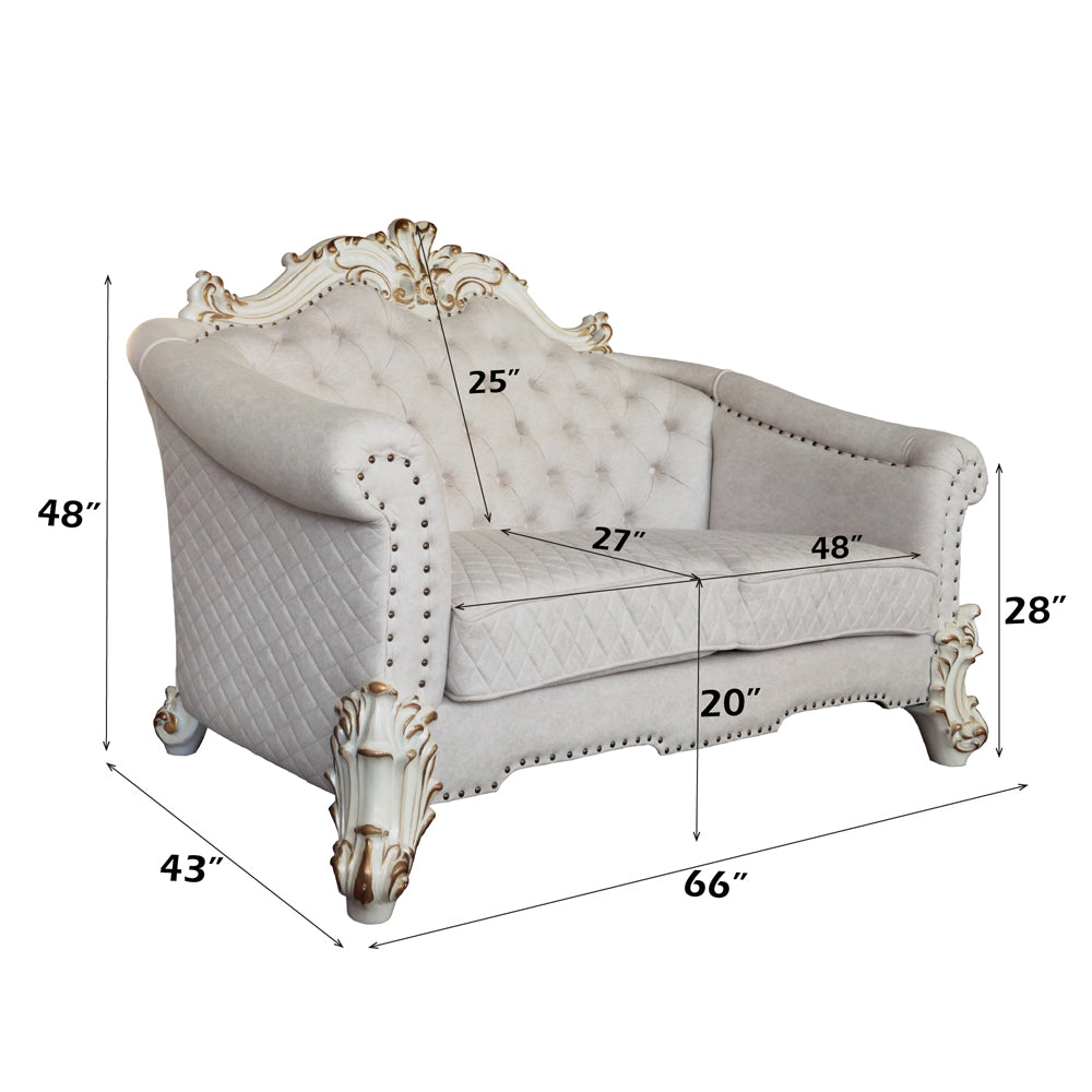 Vendome II Loveseat w/4 Pillows