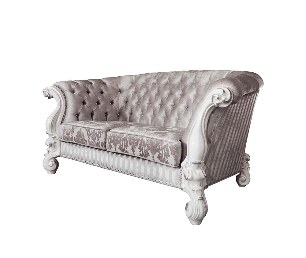 Versailles Loveseat w/5 Pillows